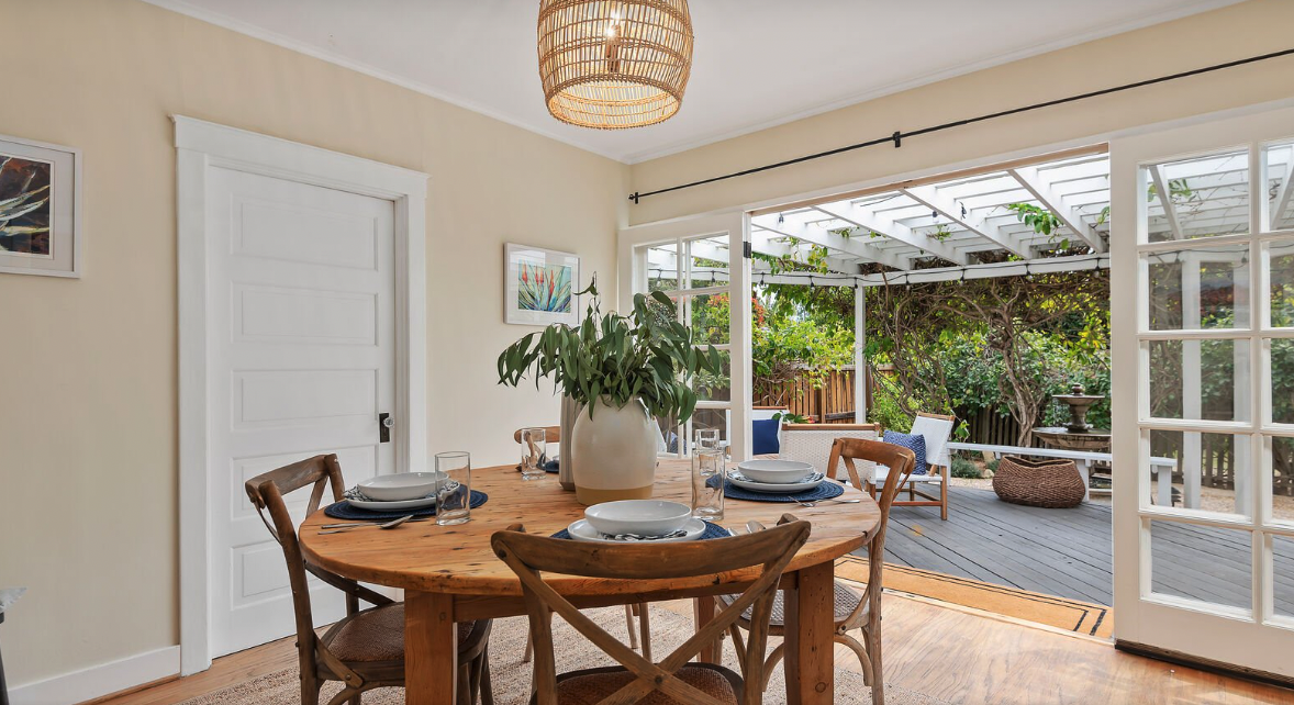 Jameson House - Image 10